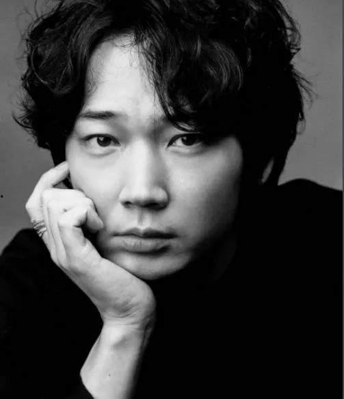 娱乐圈内人真实爆料,揭秘明星真实生活与幕后故事 第2张 娱乐圈内人真实爆料,揭秘明星真实生活与幕后故事 第2张